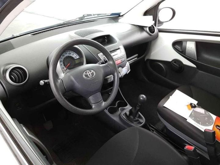 Photo 7 VIN: JTDJG10C00N731434 - TOYOTA AYGO 