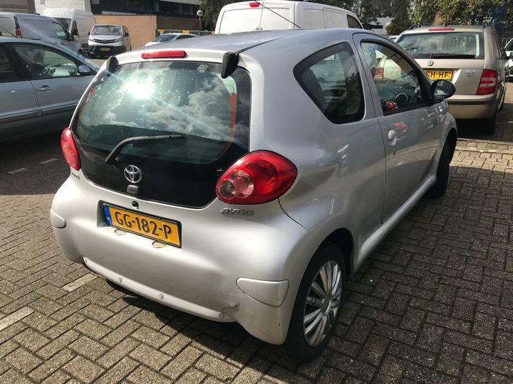 Photo 3 VIN: JTDJG10C30N089811 - TOYOTA AYGO 