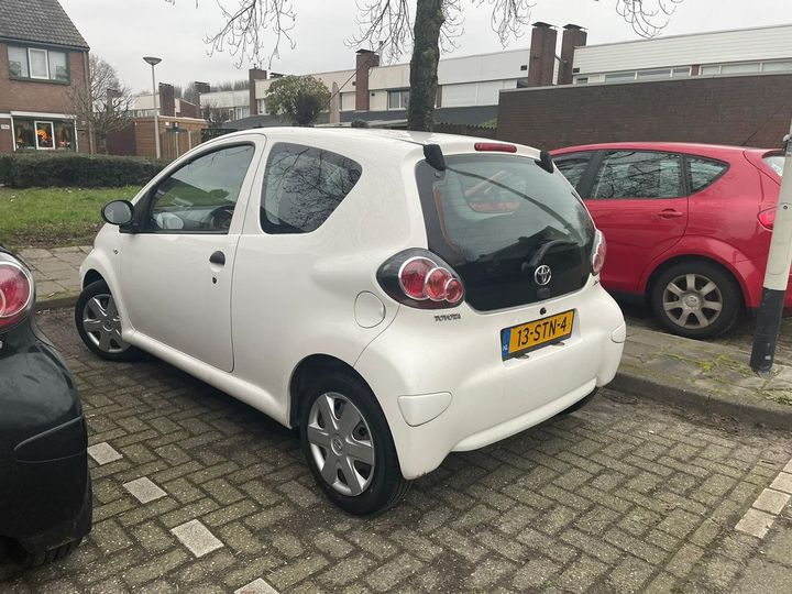 Photo 9 VIN: JTDJG12C00N596968 - TOYOTA AYGO 