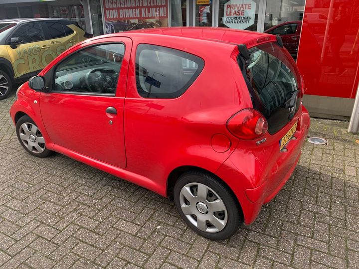 Photo 2 VIN: JTDJG12C30N295823 - TOYOTA AYGO 