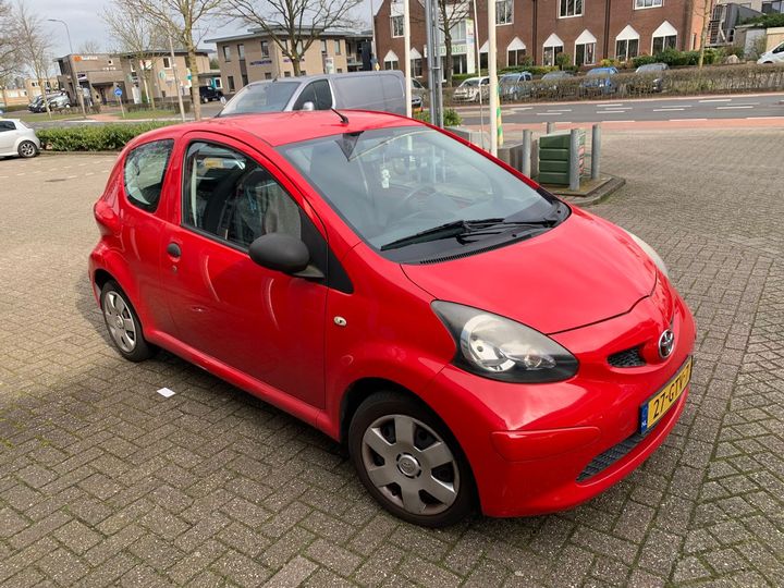 Photo 4 VIN: JTDJG12C30N295823 - TOYOTA AYGO 