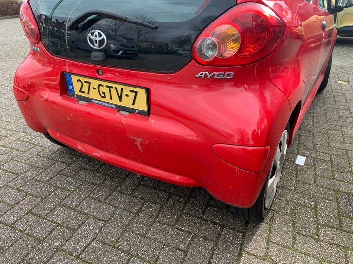 Photo 8 VIN: JTDJG12C30N295823 - TOYOTA AYGO 