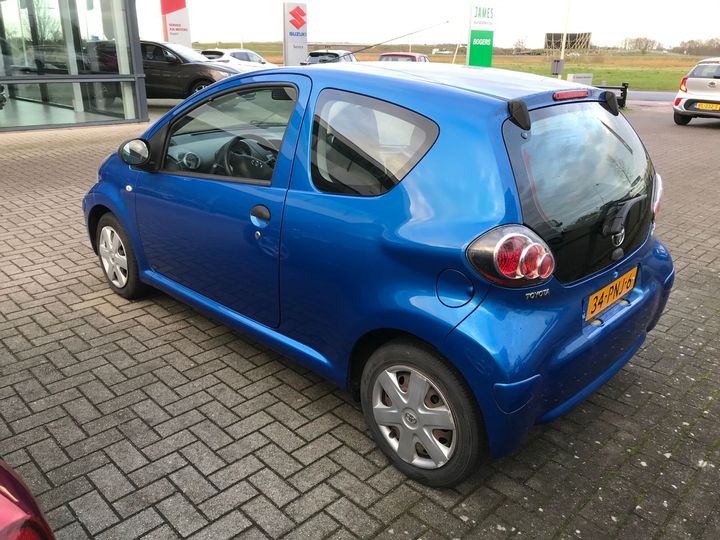 Photo 2 VIN: JTDJG12C30N515705 - TOYOTA AYGO 