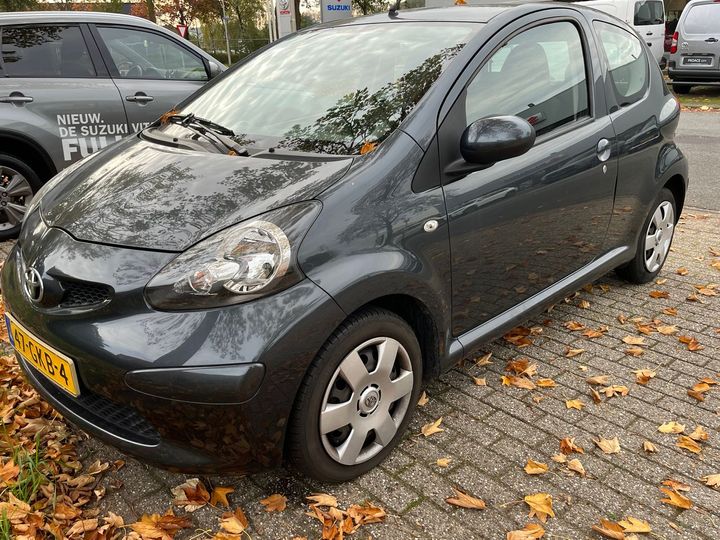 Photo 0 VIN: JTDJG18C20N280950 - TOYOTA AYGO 