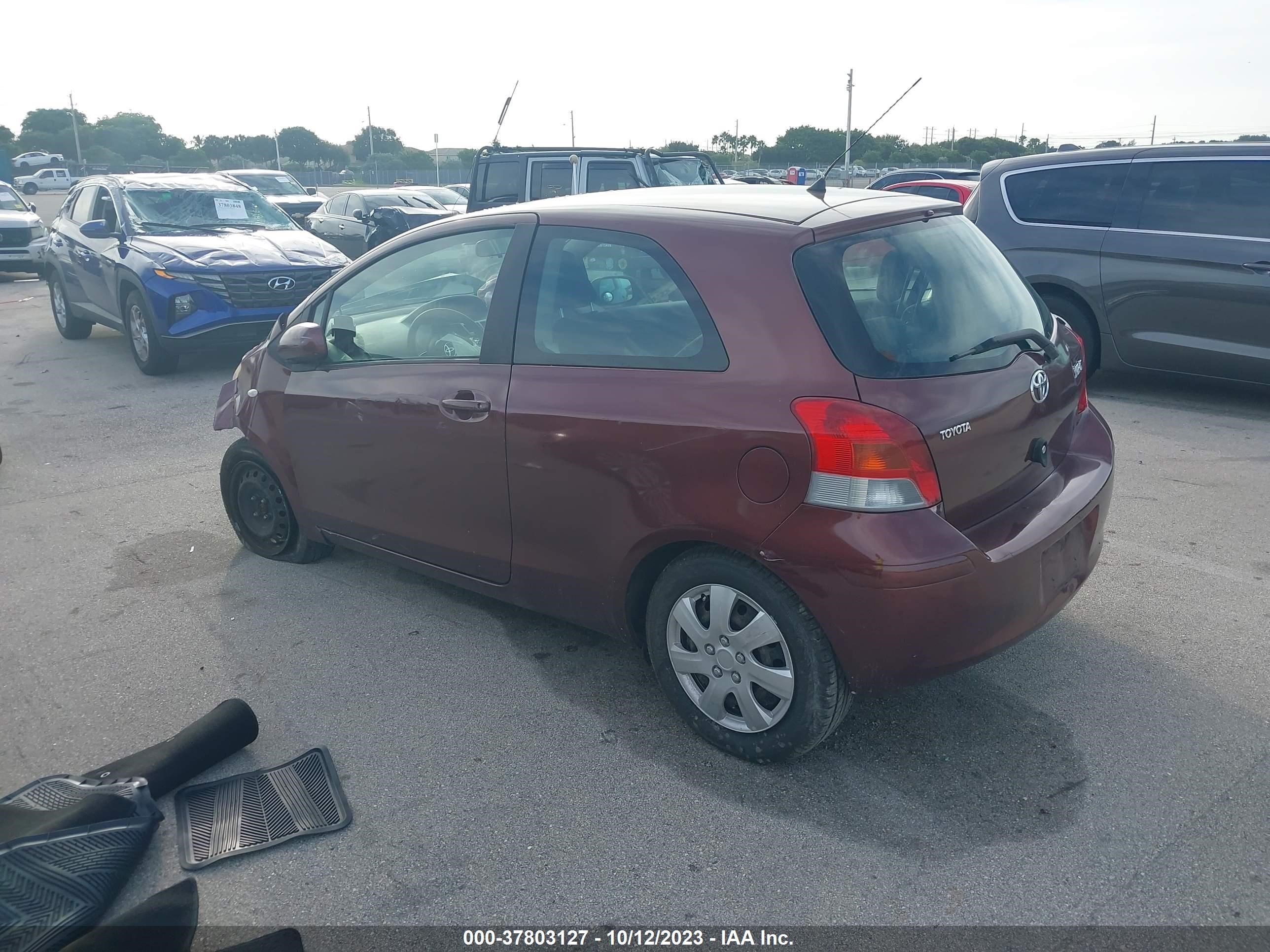 Photo 2 VIN: JTDJT4K33A5283850 - TOYOTA YARIS 