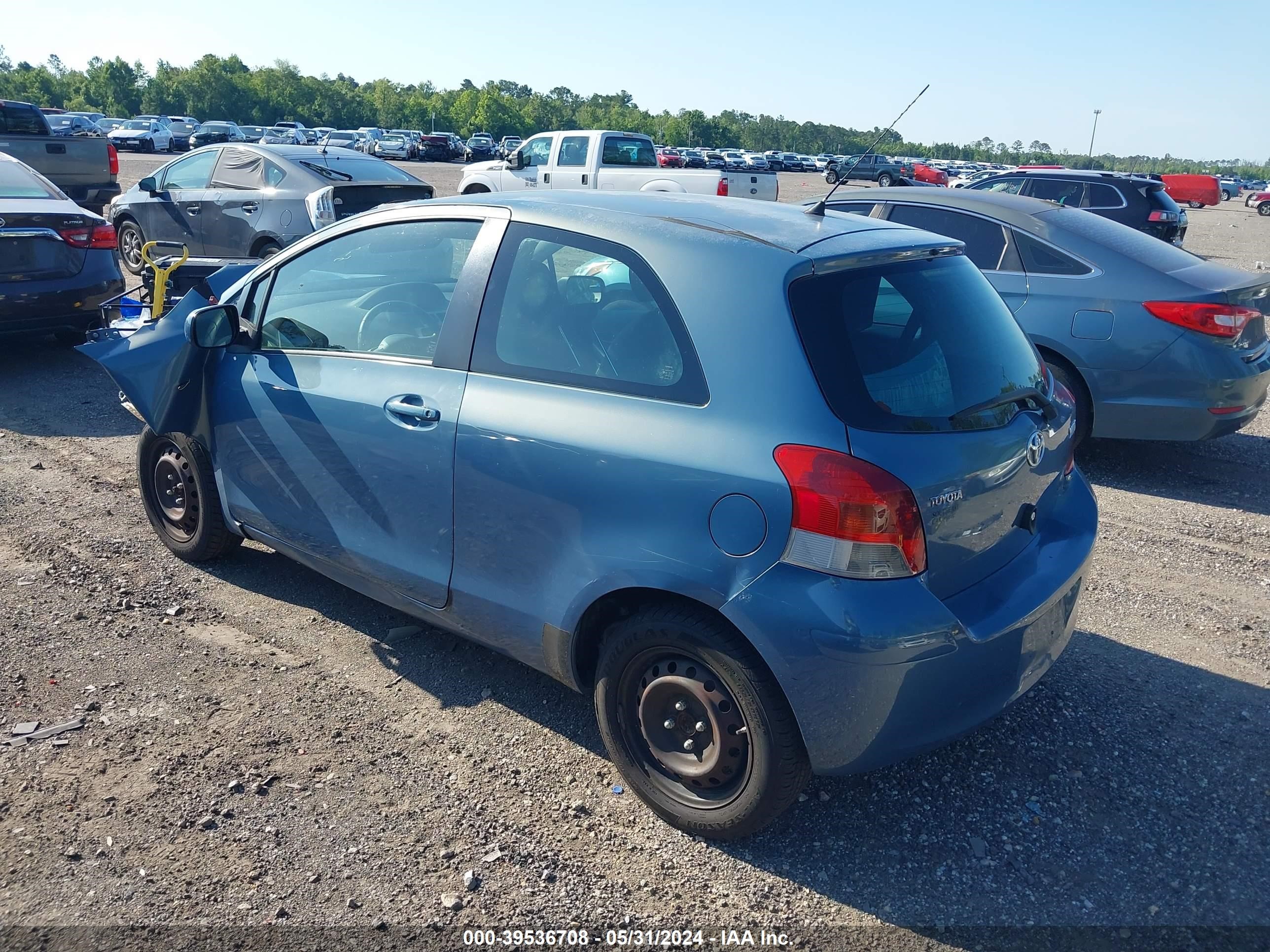 Photo 2 VIN: JTDJT4K33A5295870 - TOYOTA YARIS 