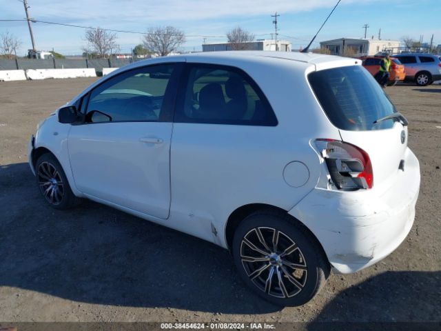 Photo 2 VIN: JTDJT4K34B5331700 - TOYOTA YARIS 