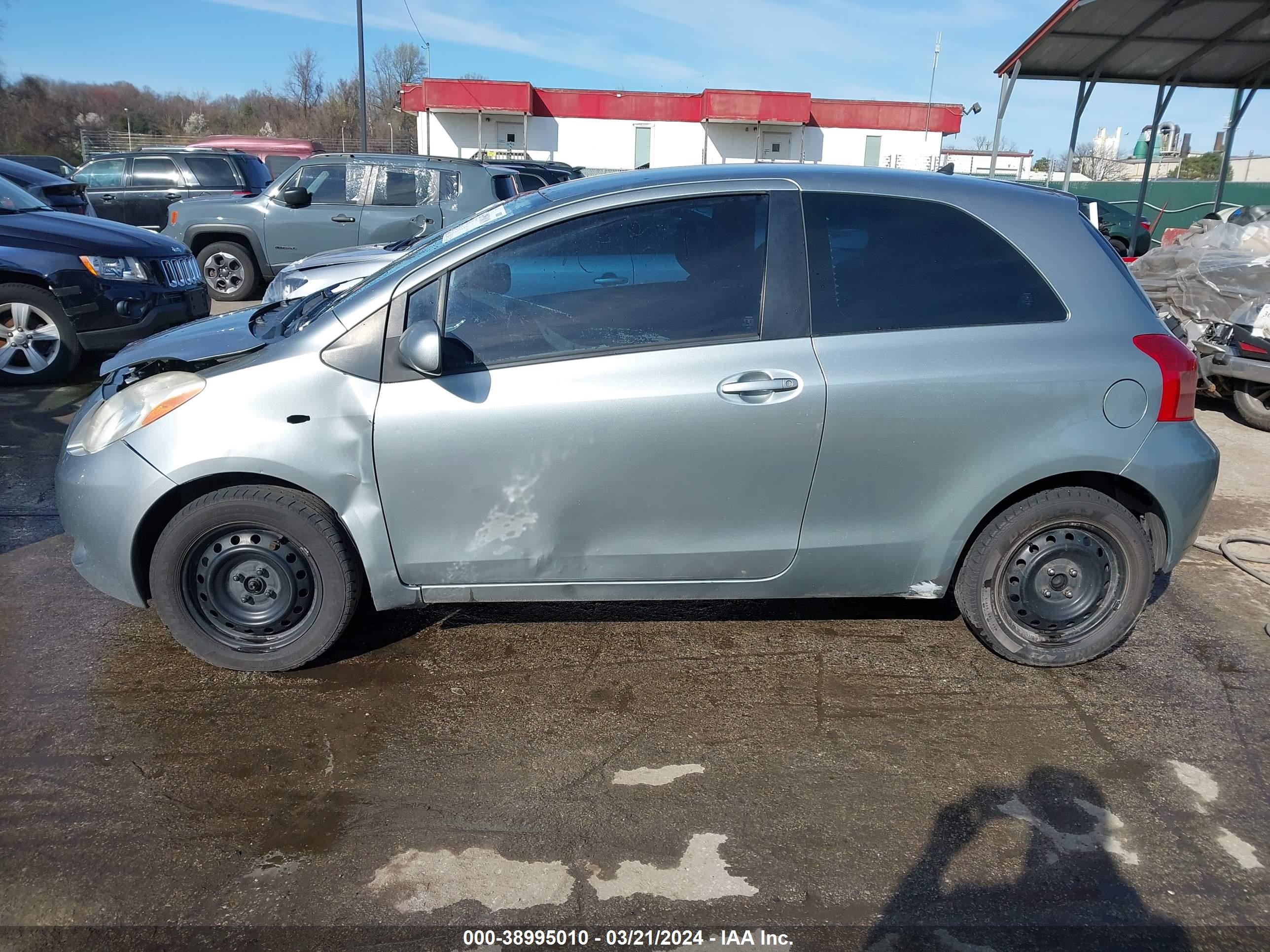 Photo 13 VIN: JTDJT903775062406 - TOYOTA YARIS 