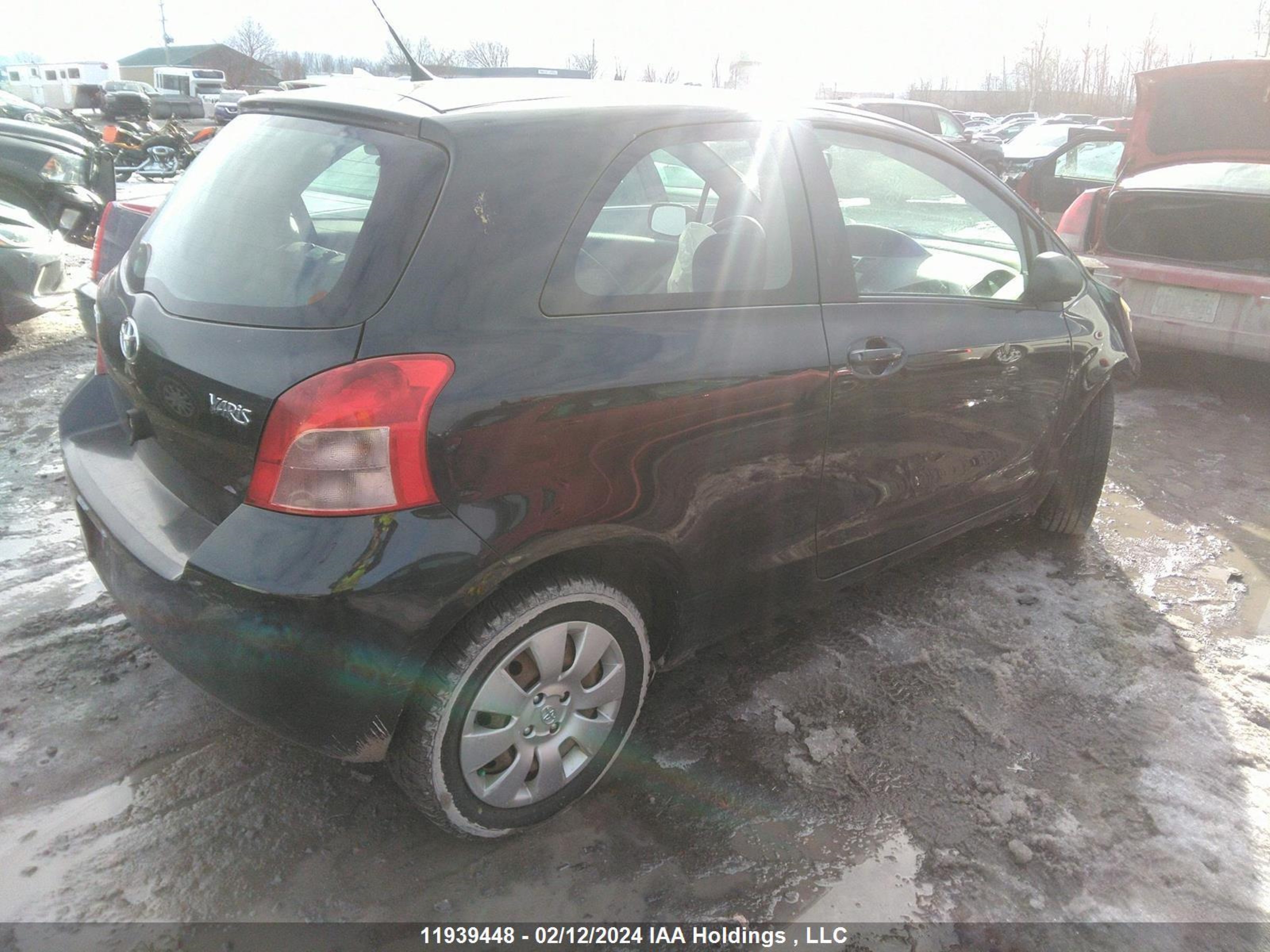 Photo 3 VIN: JTDJT923085164466 - TOYOTA YARIS 