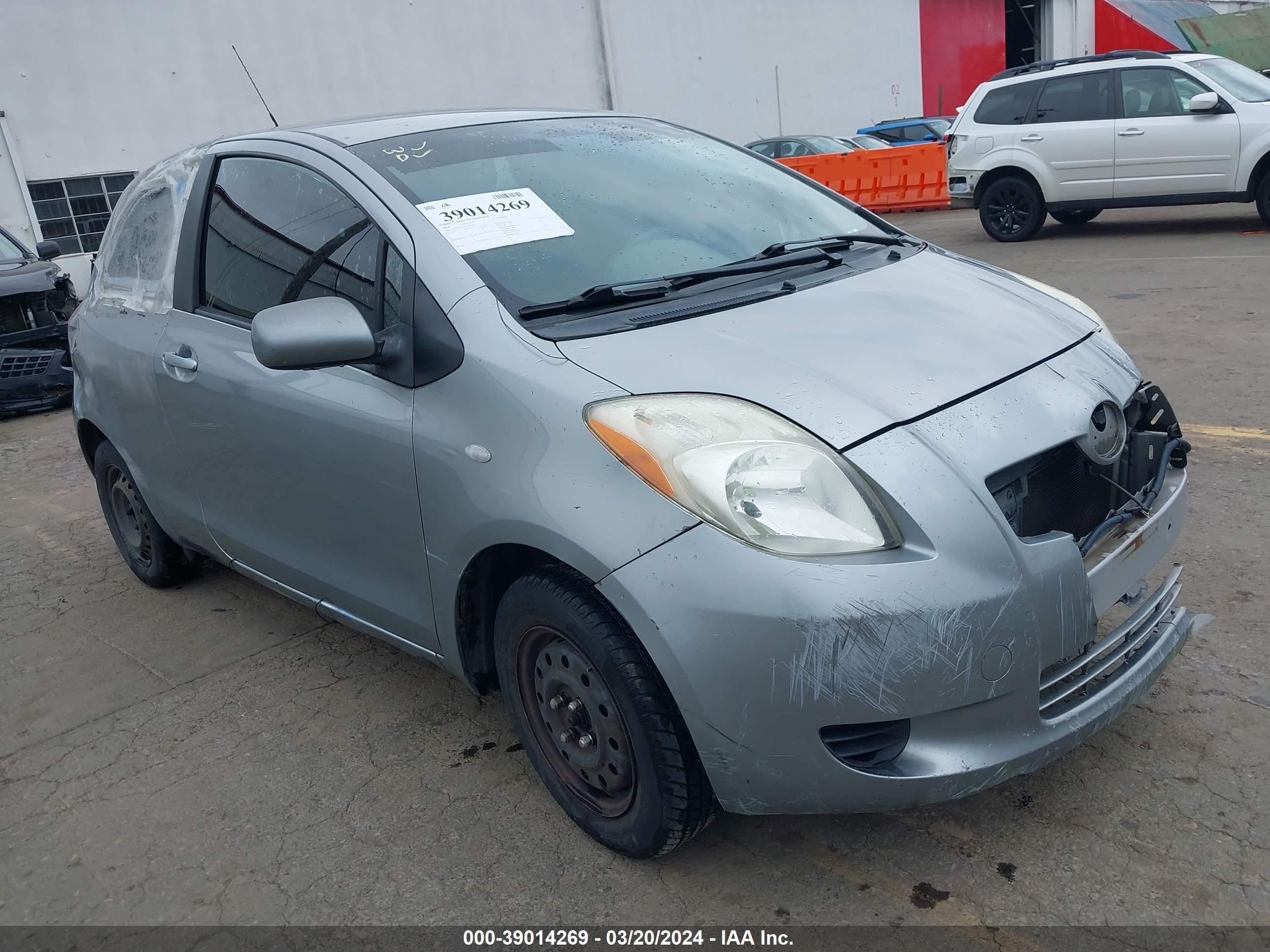 Photo 0 VIN: JTDJT923185157557 - TOYOTA YARIS 