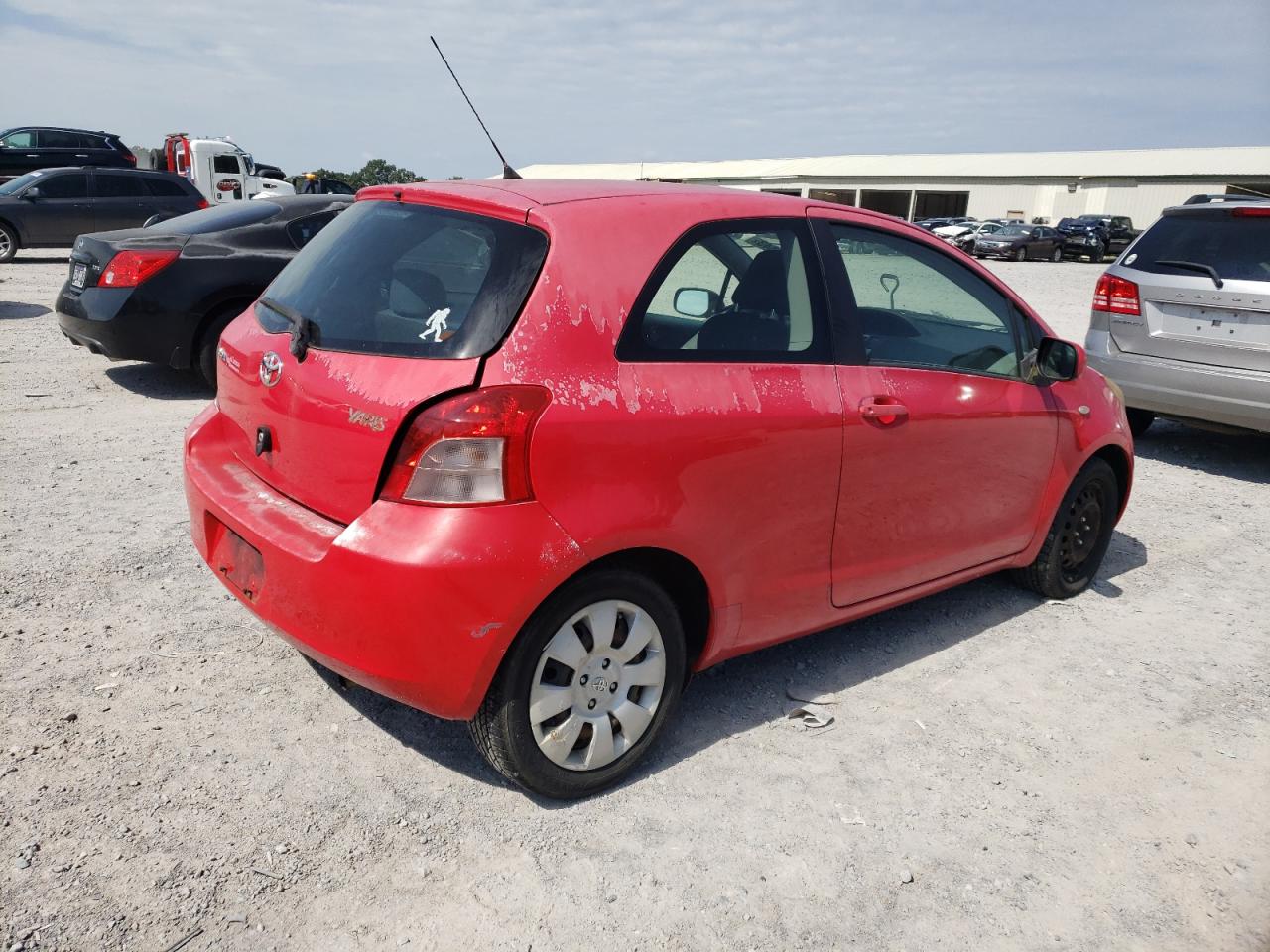 Photo 2 VIN: JTDJT923375097618 - TOYOTA YARIS 