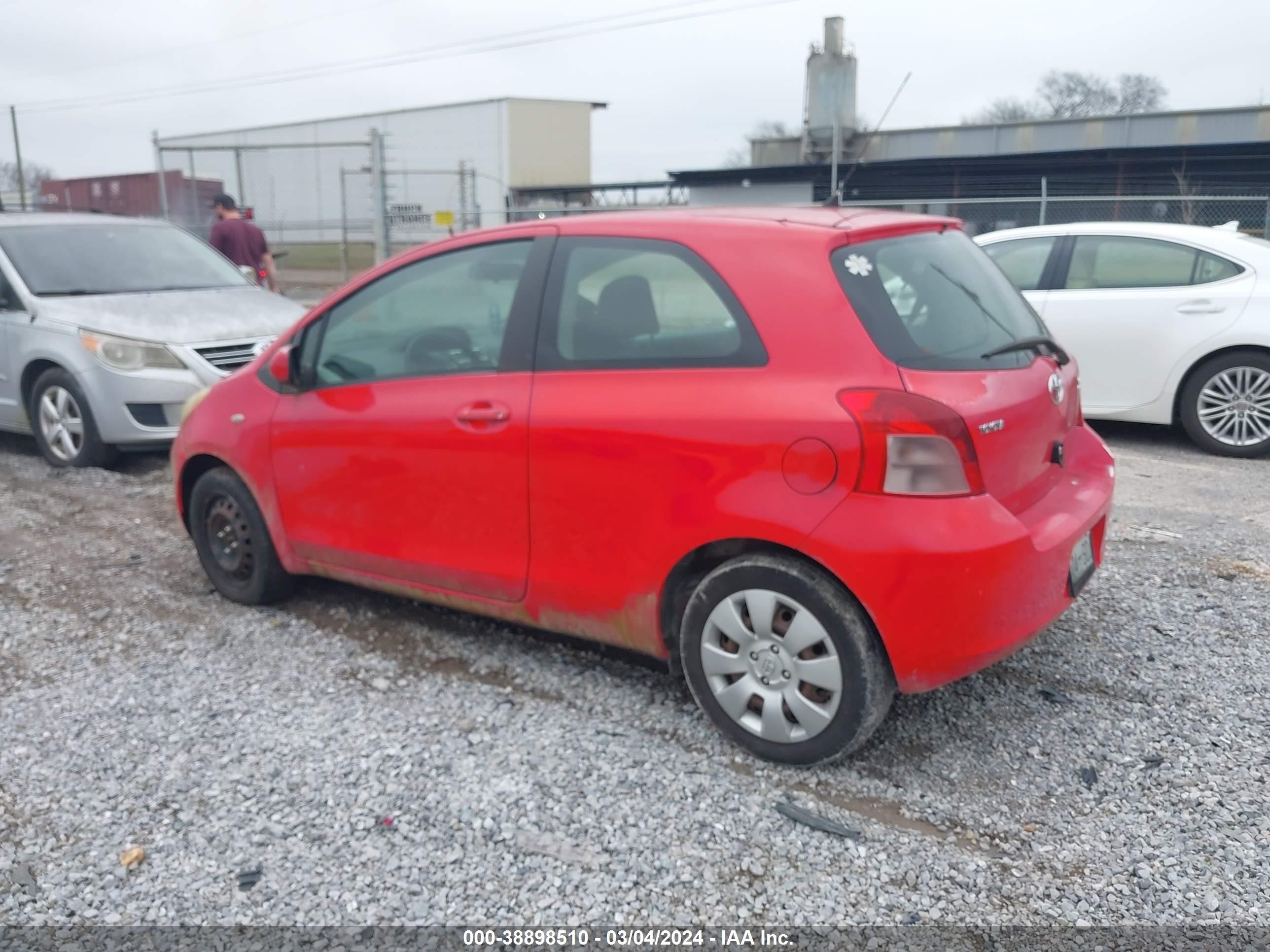 Photo 2 VIN: JTDJT923485162722 - TOYOTA YARIS 