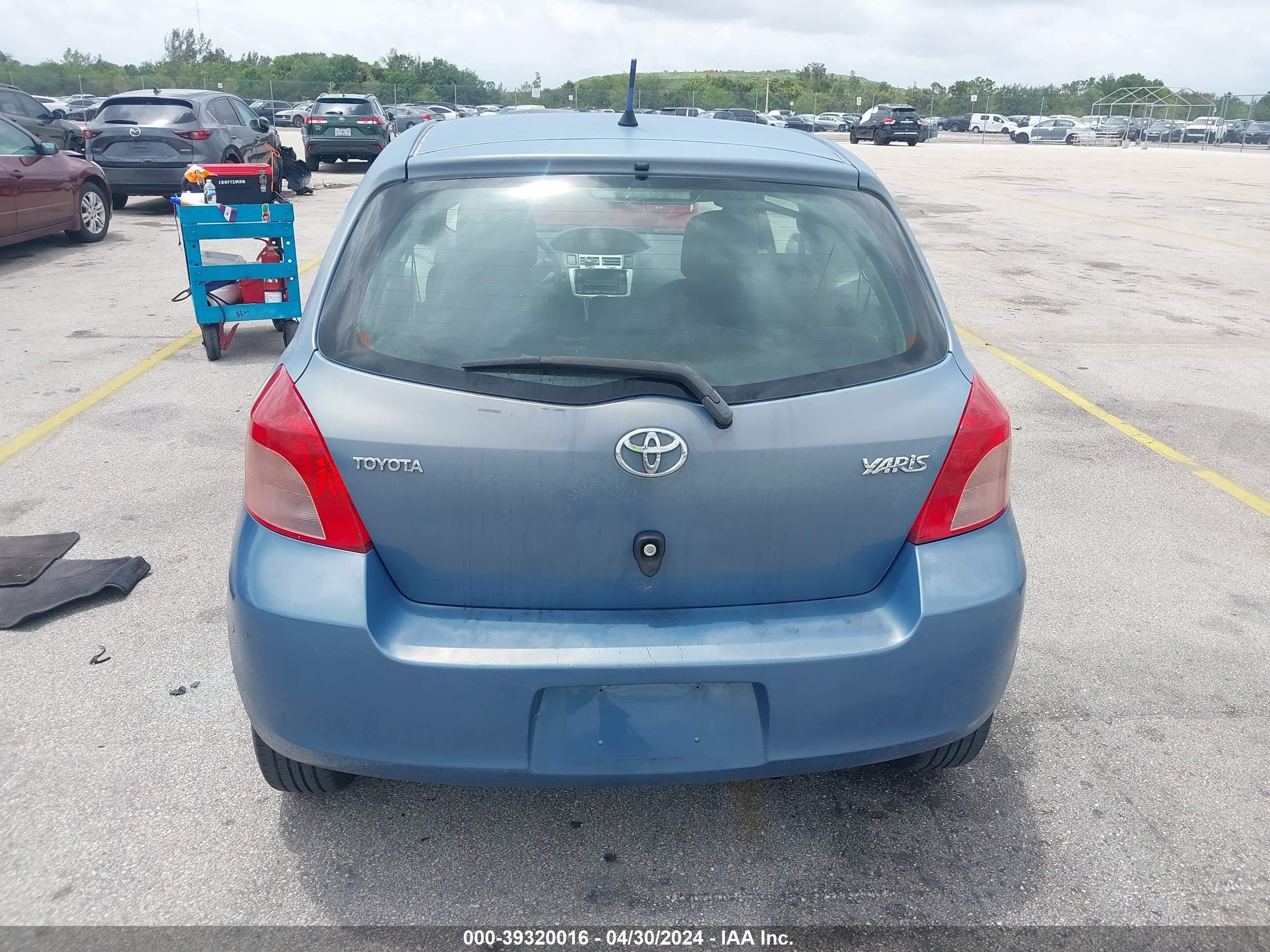 Photo 15 VIN: JTDJT923575059842 - TOYOTA YARIS 