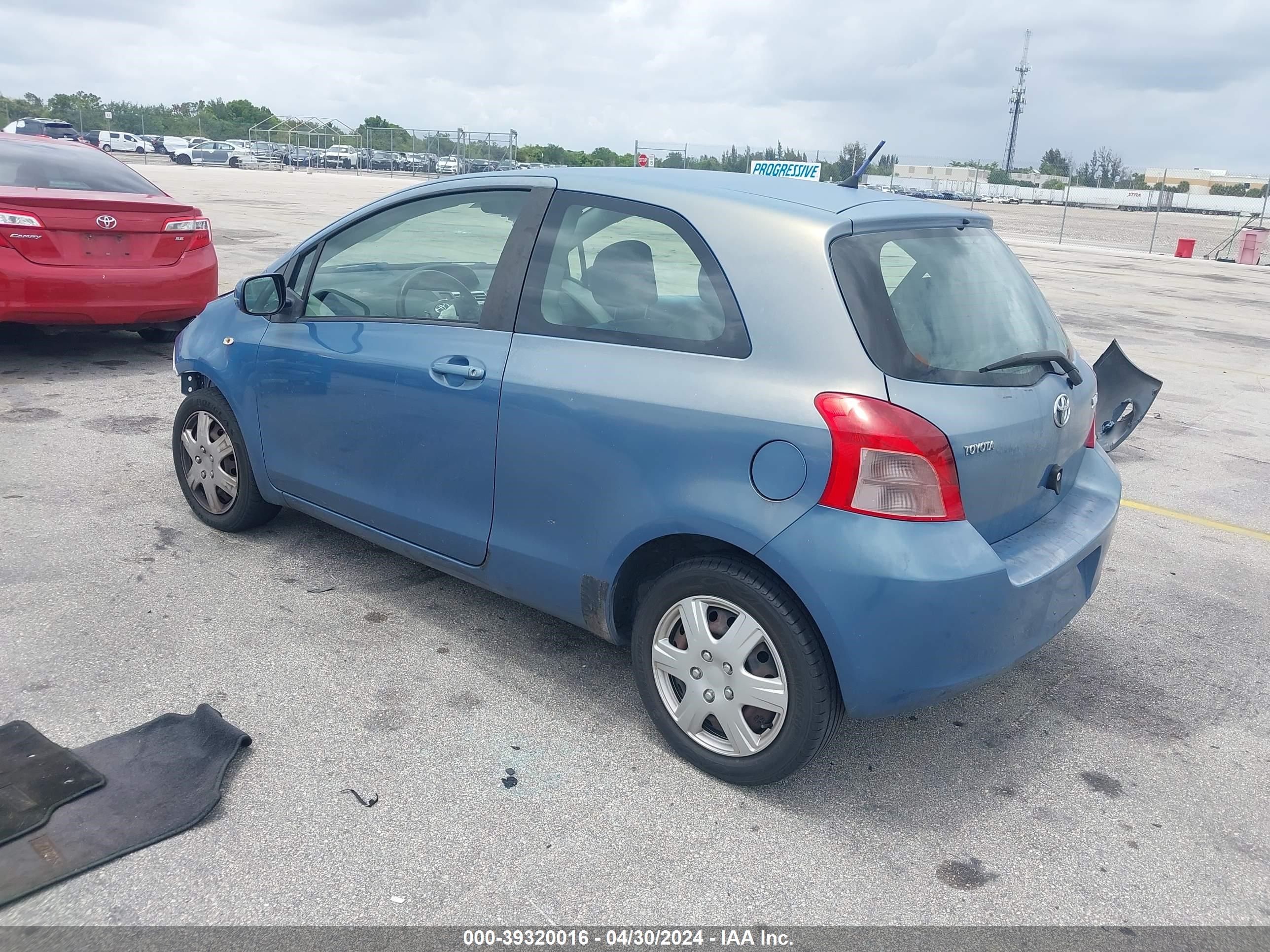 Photo 2 VIN: JTDJT923575059842 - TOYOTA YARIS 