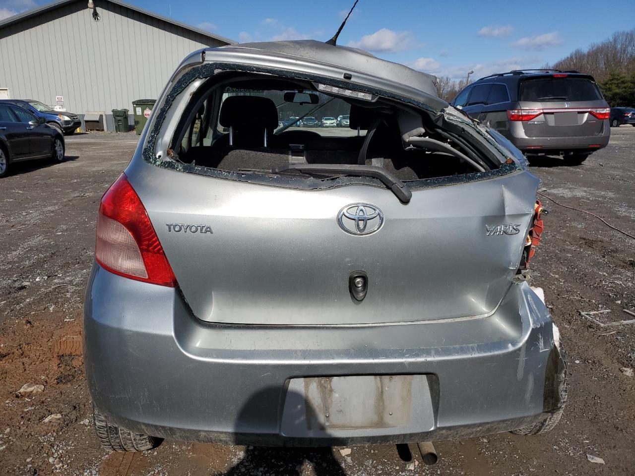 Photo 5 VIN: JTDJT923575074695 - TOYOTA YARIS 