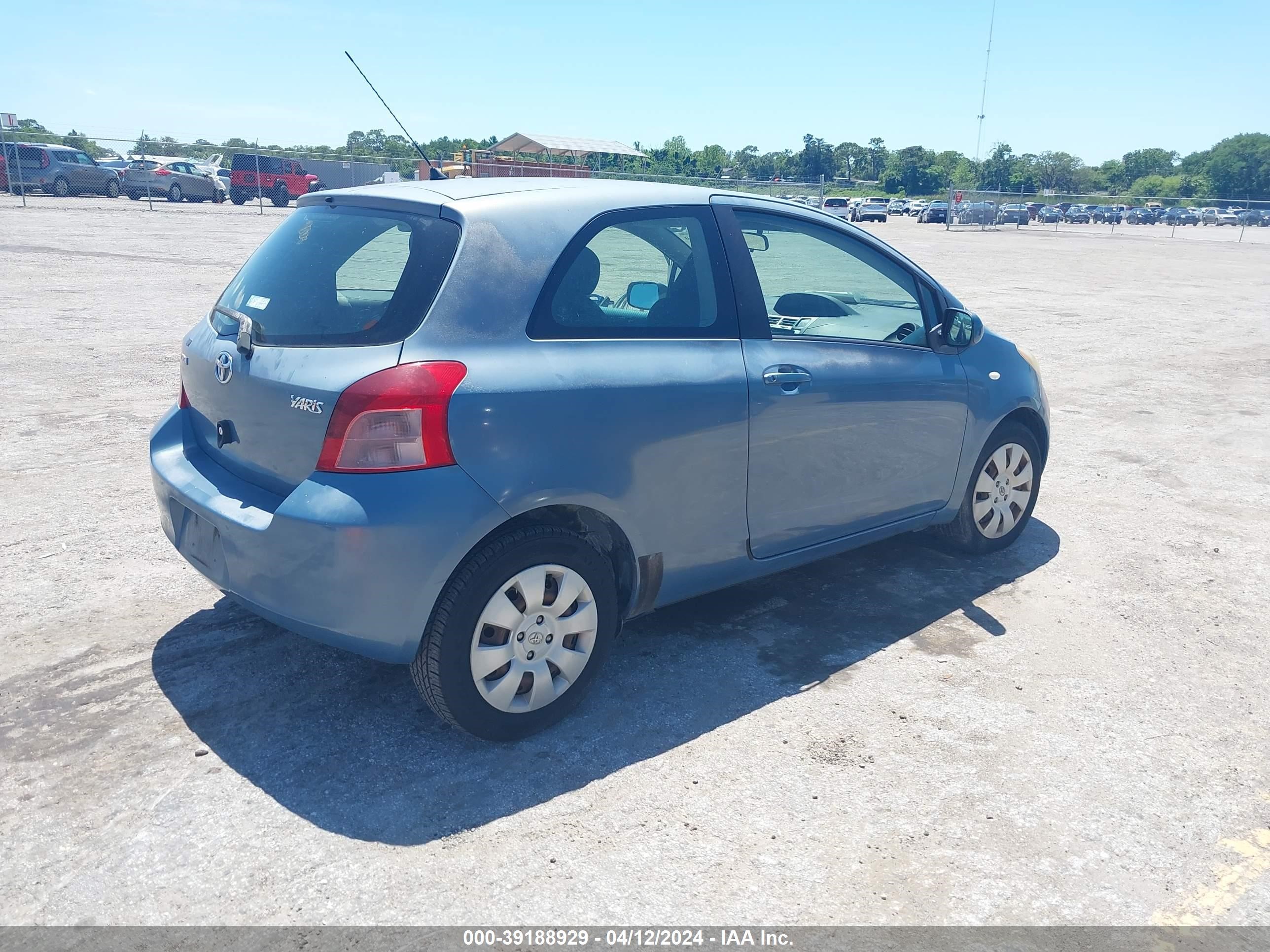 Photo 3 VIN: JTDJT923575119263 - TOYOTA YARIS 