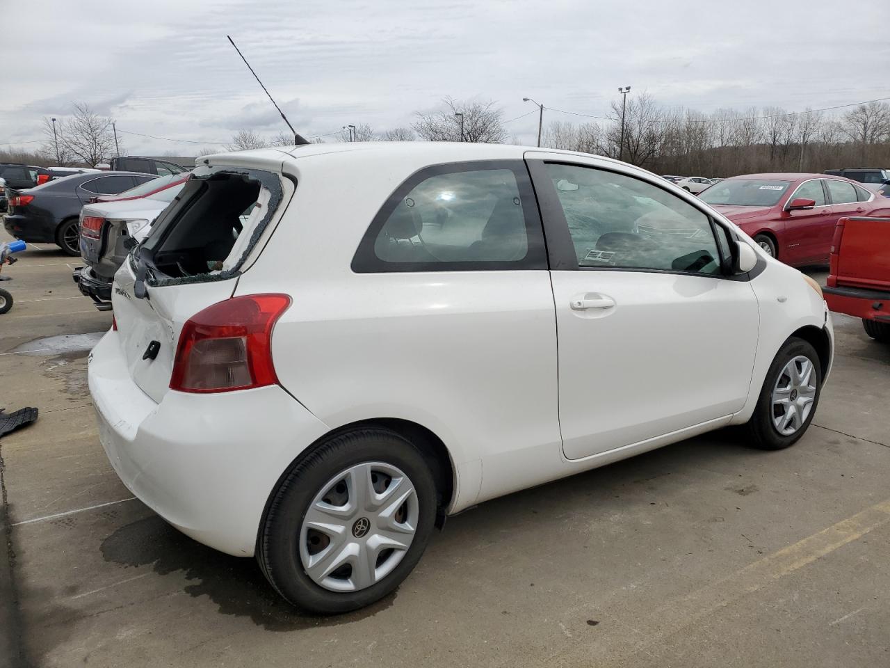 Photo 2 VIN: JTDJT923775108328 - TOYOTA YARIS 