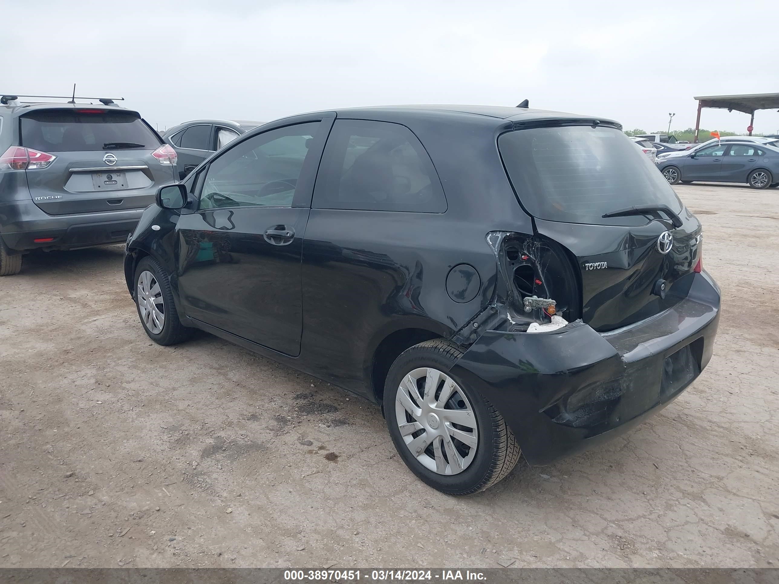 Photo 2 VIN: JTDJT923975133618 - TOYOTA YARIS 