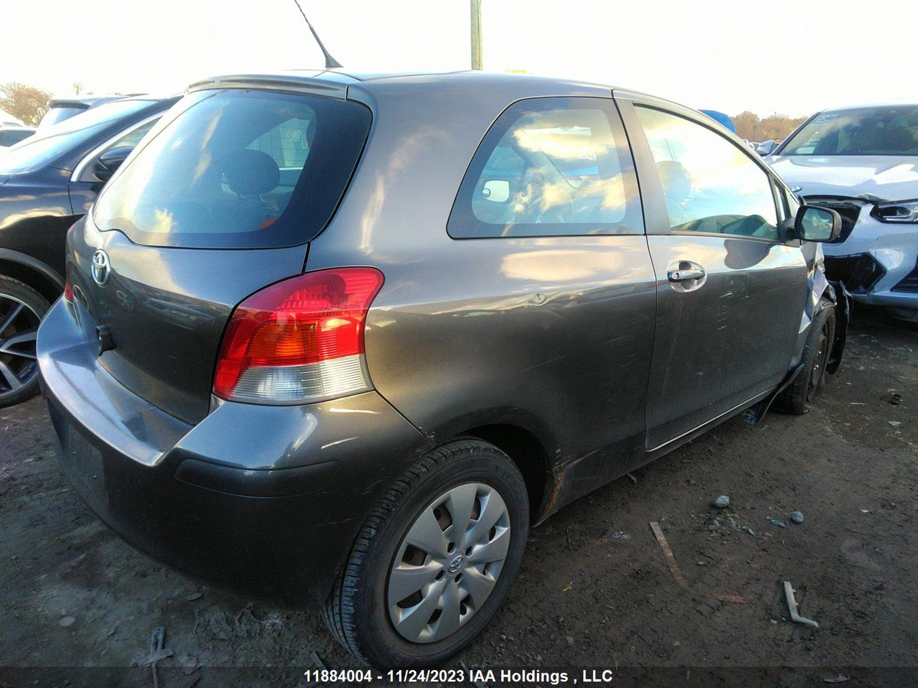 Photo 3 VIN: JTDJT9K37A5294346 - TOYOTA YARIS 