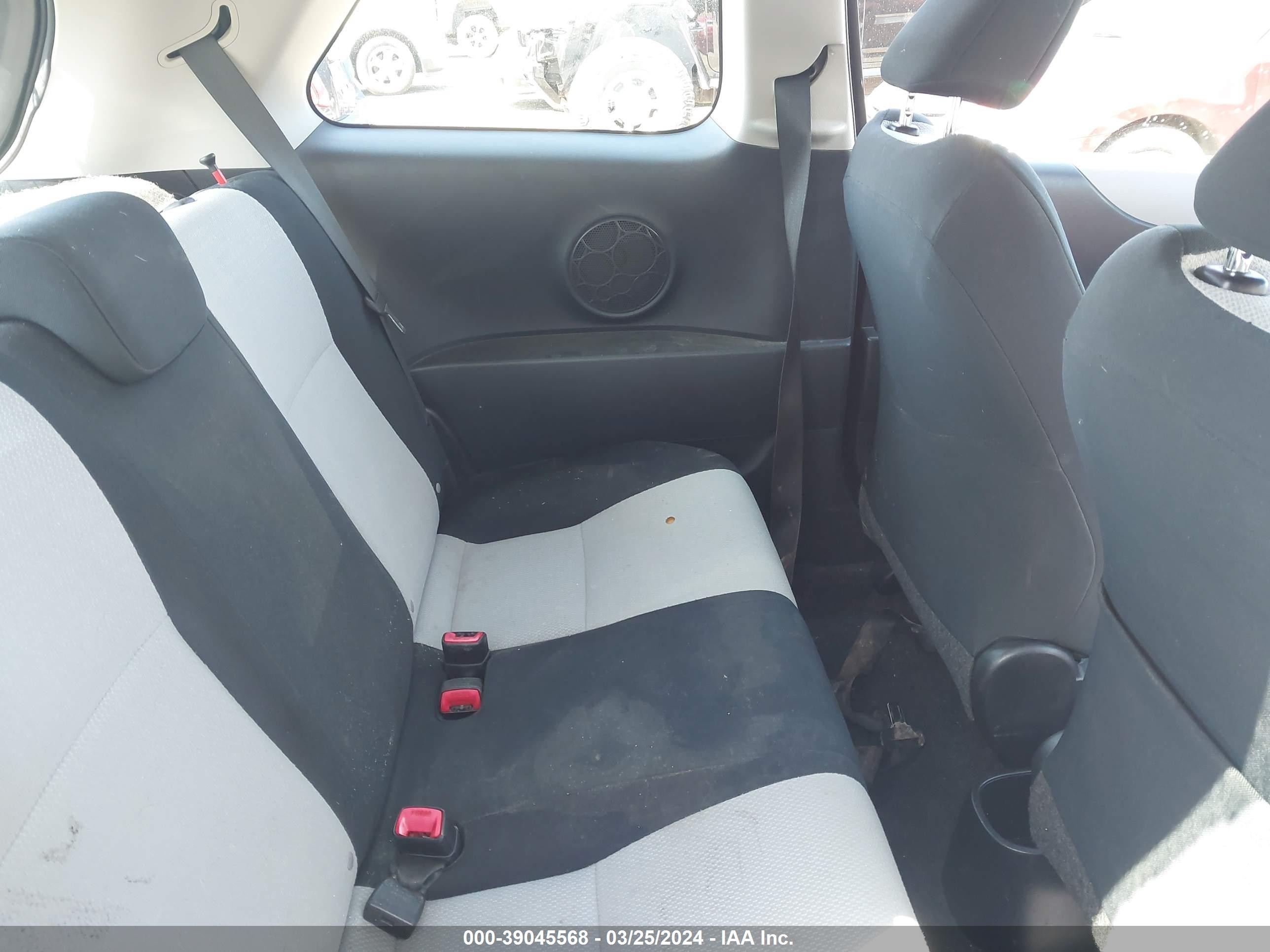 Photo 7 VIN: JTDJTUD3XED593700 - TOYOTA YARIS 