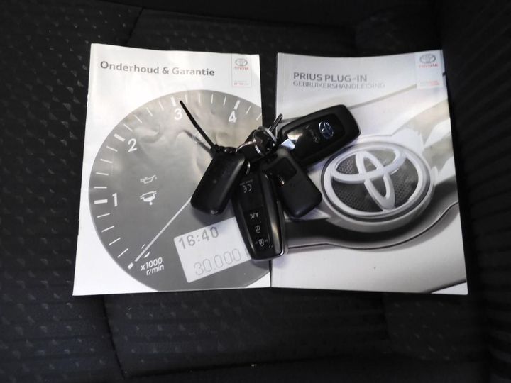 Photo 11 VIN: JTDKA3FP803028476 - TOYOTA PRIUS 