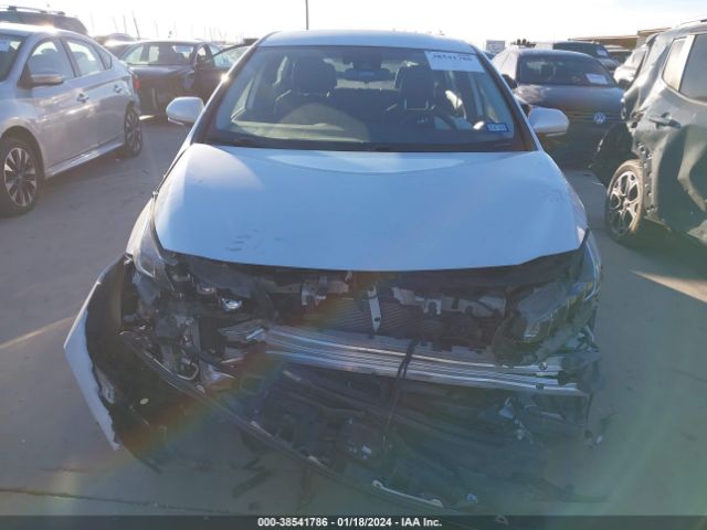 Photo 5 VIN: JTDKAMFP0M3167514 - TOYOTA PRIUS PRIME 