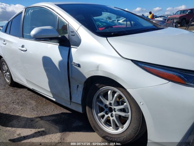 Photo 5 VIN: JTDKAMFP0M3184894 - TOYOTA PRIUS PRIME 