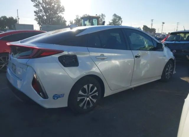 Photo 3 VIN: JTDKAMFP1M3166890 - TOYOTA PRIUS 