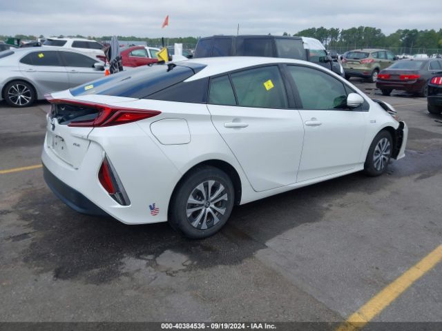 Photo 3 VIN: JTDKAMFP1M3182426 - TOYOTA PRIUS PRIME 