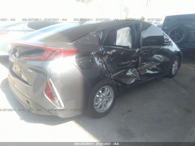 Photo 3 VIN: JTDKAMFP1M3187738 - TOYOTA PRIUS PRIME 