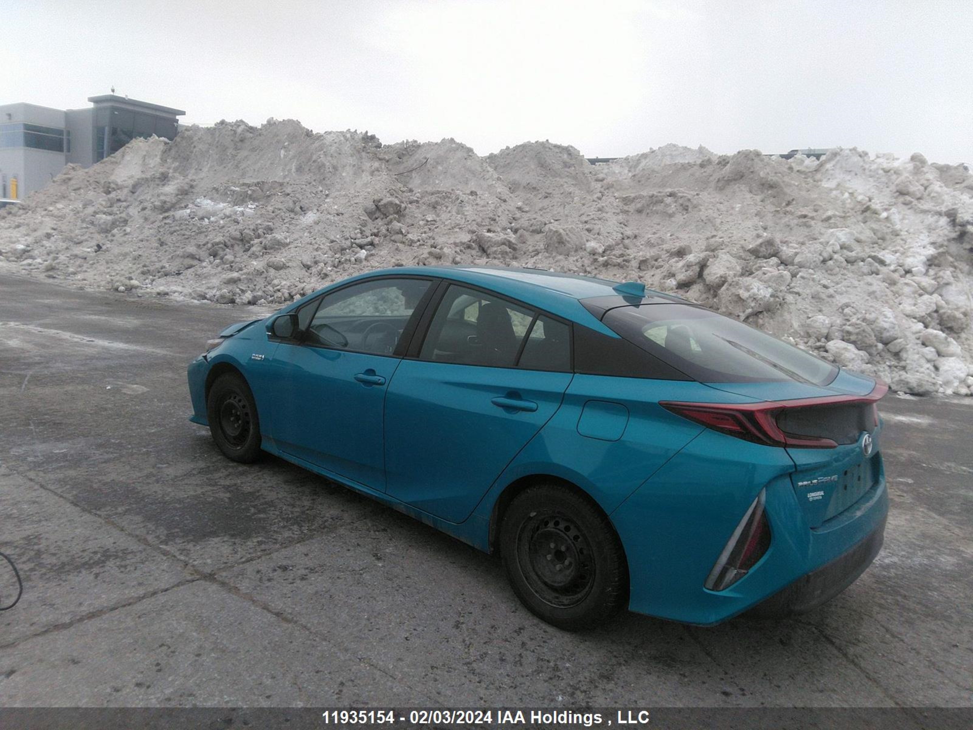 Photo 2 VIN: JTDKAMFP1N3199941 - TOYOTA PRIUS 