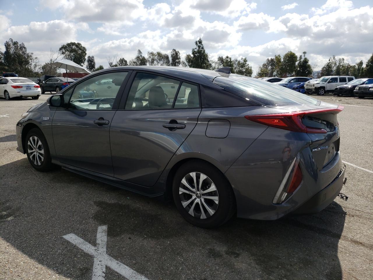 Photo 1 VIN: JTDKAMFP1N3221873 - TOYOTA PRIUS 