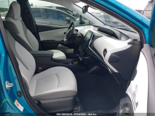 Photo 4 VIN: JTDKAMFP2M3177851 - TOYOTA PRIUS PRIME 