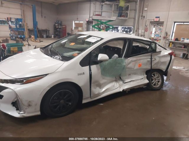 Photo 5 VIN: JTDKAMFP2M3189160 - TOYOTA PRIUS PRIME 