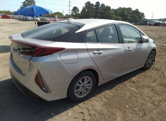 Photo 3 VIN: JTDKAMFP2N3201468 - TOYOTA PRIUS PRIME 