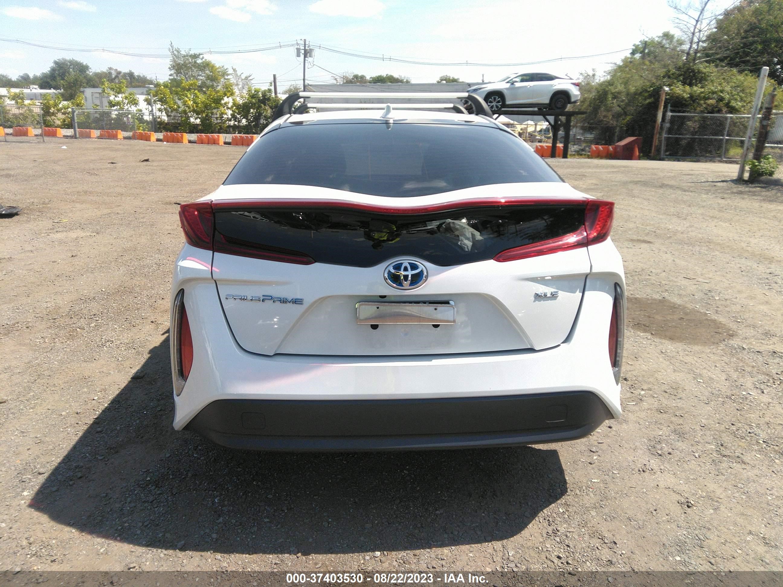 Photo 15 VIN: JTDKAMFP3N3210454 - TOYOTA PRIUS 