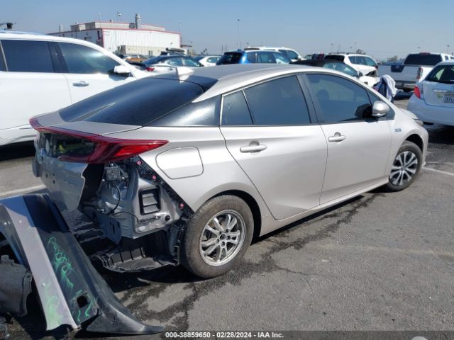 Photo 3 VIN: JTDKAMFP3N3211426 - TOYOTA PRIUS PRIME 