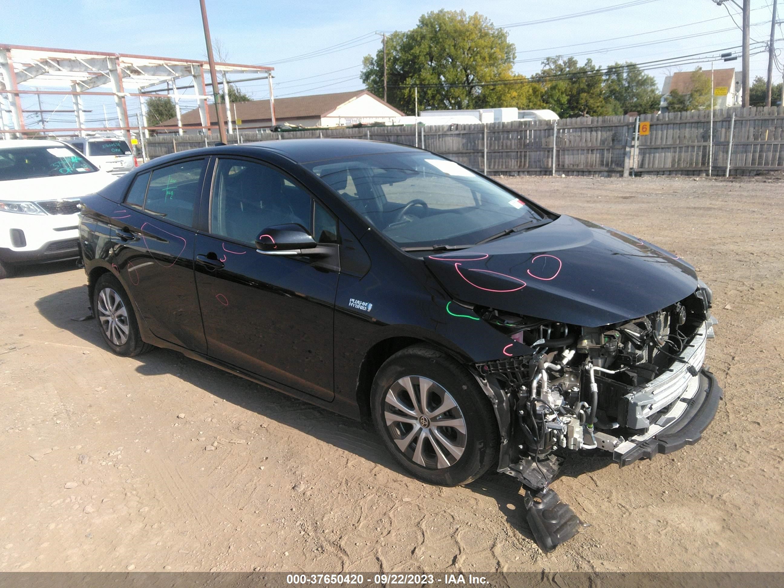 Photo 0 VIN: JTDKAMFP4M3185014 - TOYOTA PRIUS 