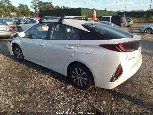 Photo 2 VIN: JTDKAMFP4M3193131 - TOYOTA PRIUS PRIME 