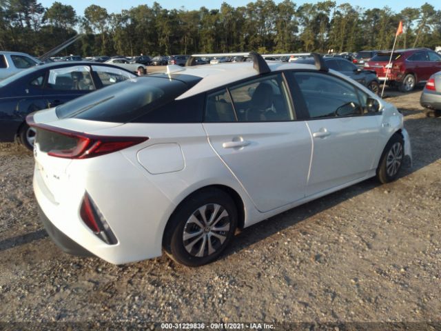 Photo 3 VIN: JTDKAMFP4M3193131 - TOYOTA PRIUS PRIME 