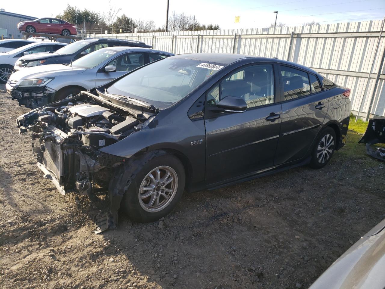 Photo 2 VIN: JTDKAMFP5N3215199 - TOYOTA PRIUS 