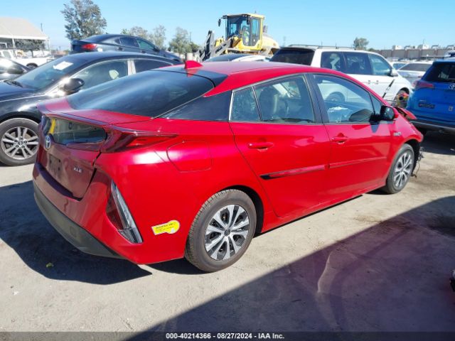 Photo 3 VIN: JTDKAMFP6M3191543 - TOYOTA PRIUS PRIME 