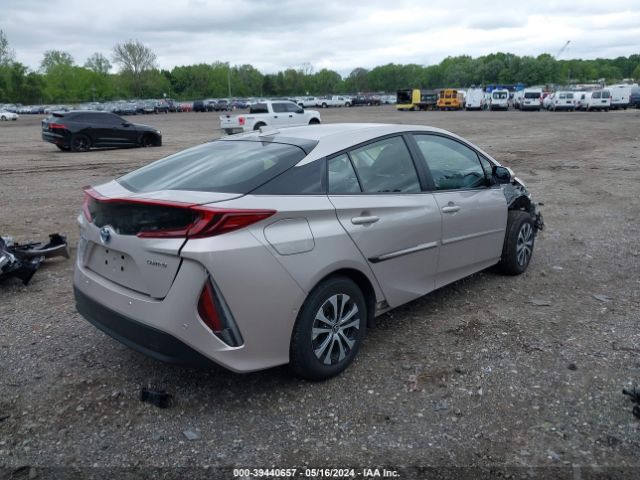 Photo 3 VIN: JTDKAMFP6M3193230 - TOYOTA PRIUS PRIME 