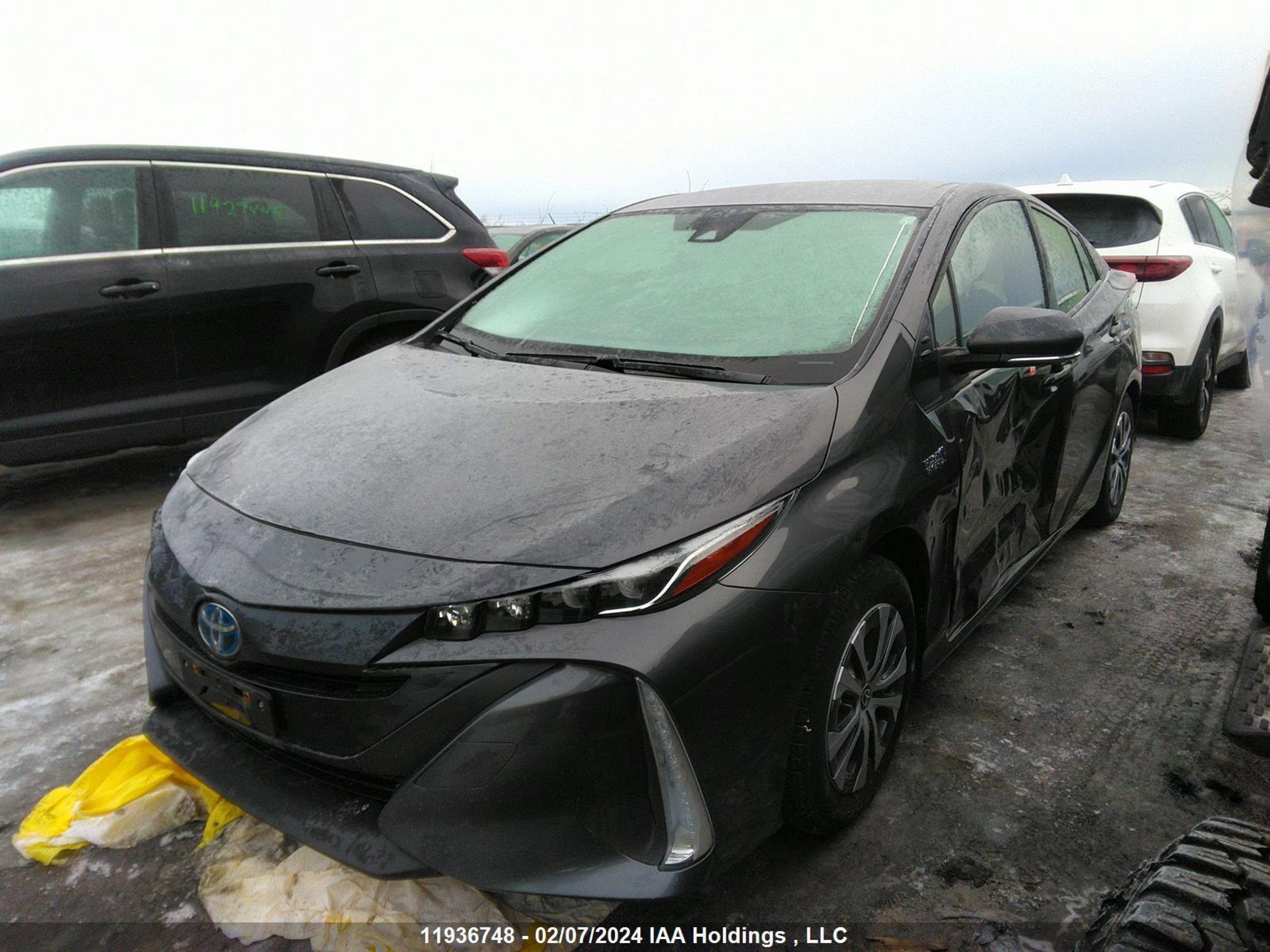 Photo 1 VIN: JTDKAMFP6N3200193 - TOYOTA PRIUS 