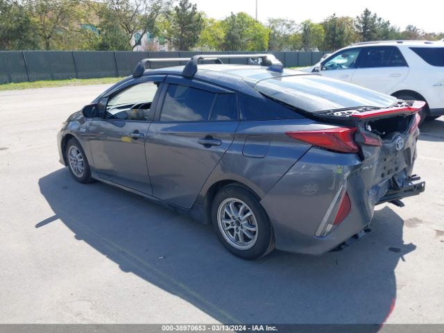 Photo 2 VIN: JTDKAMFP7M3166800 - TOYOTA PRIUS PRIME 