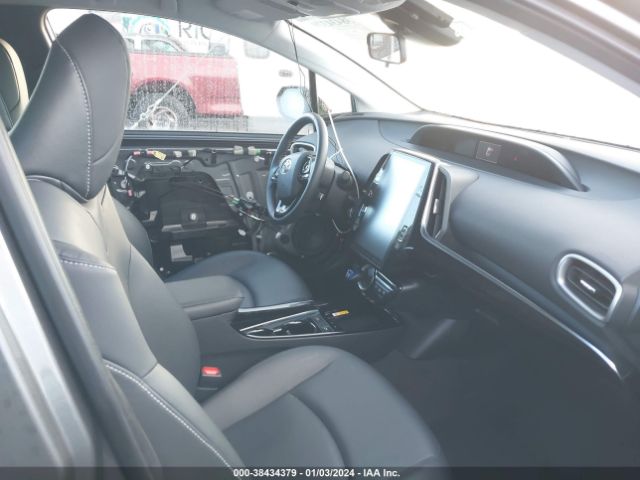 Photo 4 VIN: JTDKAMFP7N3205581 - TOYOTA PRIUS PRIME 