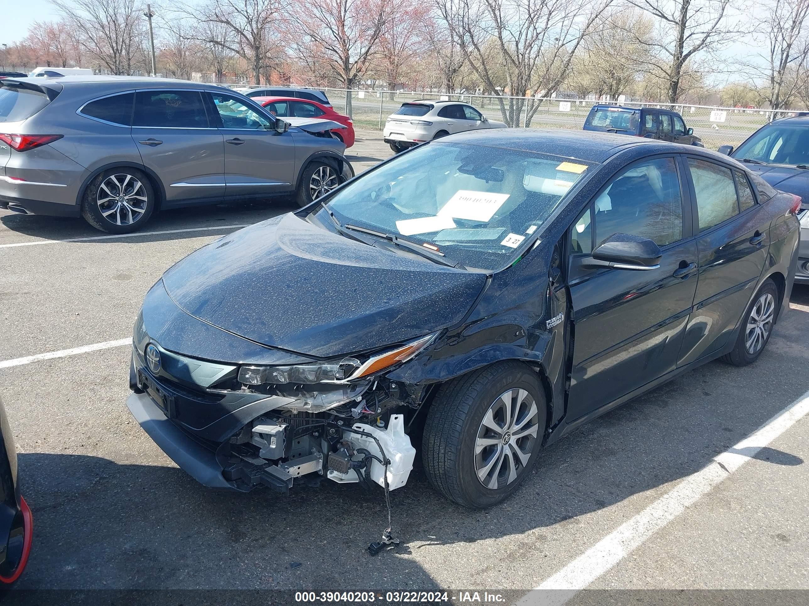 Photo 1 VIN: JTDKAMFP7N3210327 - TOYOTA PRIUS 