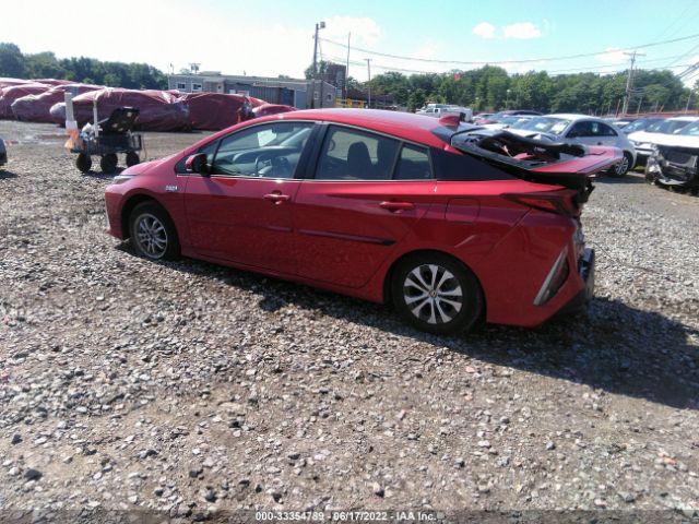 Photo 2 VIN: JTDKAMFP8M3171875 - TOYOTA PRIUS PRIME 