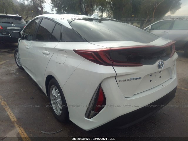 Photo 2 VIN: JTDKAMFP8M3178597 - TOYOTA PRIUS PRIME 