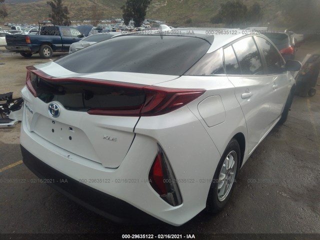 Photo 3 VIN: JTDKAMFP8M3178597 - TOYOTA PRIUS PRIME 